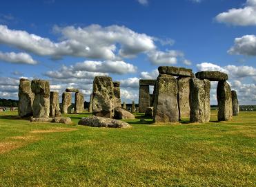 Stonehenge by Richard Thomas